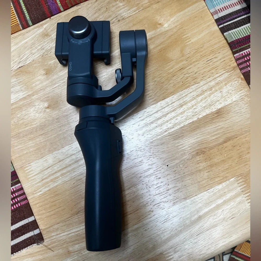 LIKE NEW! DJI MOBILE OSMO 2